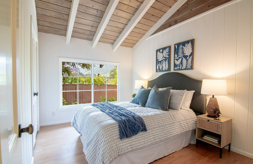 Vacant home staging in Burbank, CA, guest bedroom