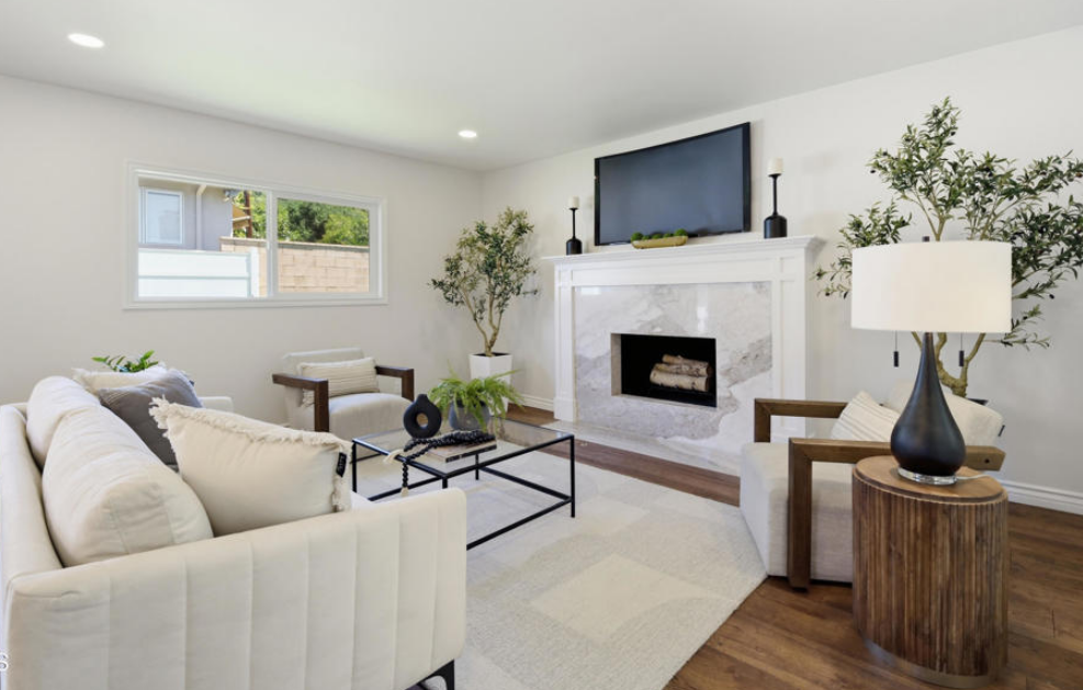 Vacant home staging in Pasadena, CA, staged interior