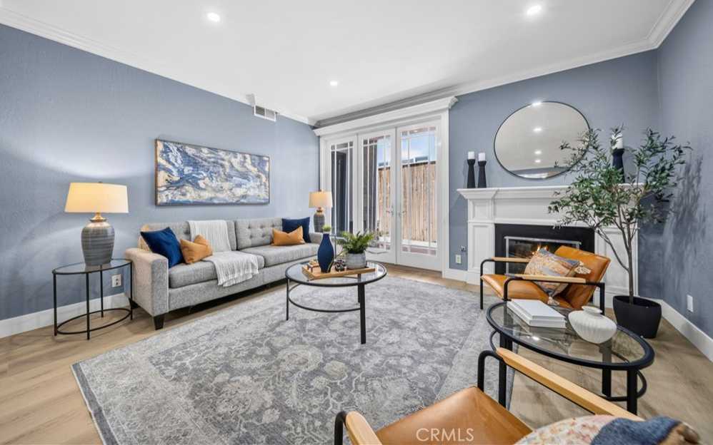 Vacant home staging in Santa Monica, CA, living room