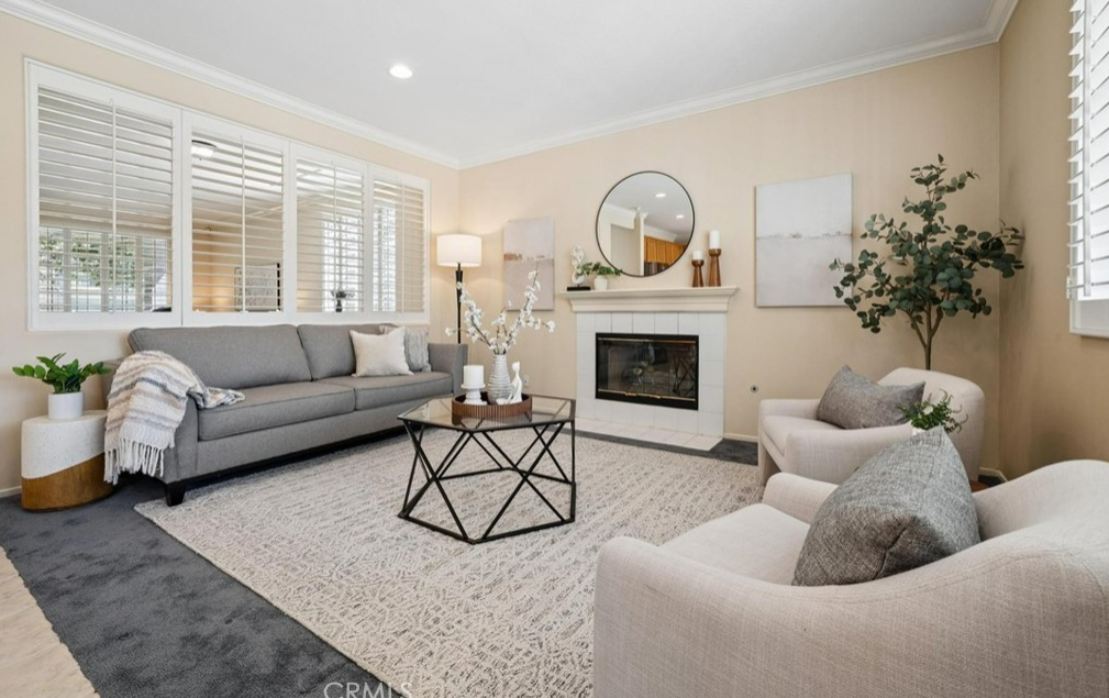 Vacant home staging in Stevenson Ranch, CA, living room