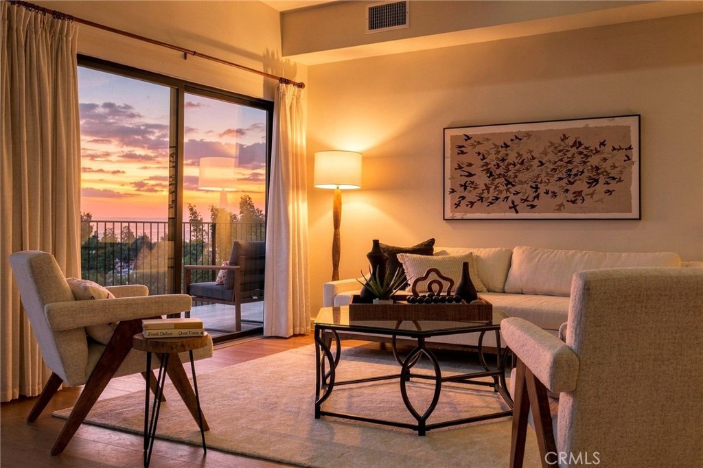 Vacant home staging in Los Angeles, CA, staged interior