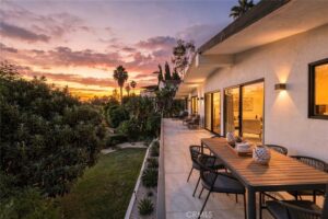 Vacant home staging in Los Angeles, CA, staged interior