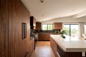 Vacant home staging in Los Angeles, CA, staged interior