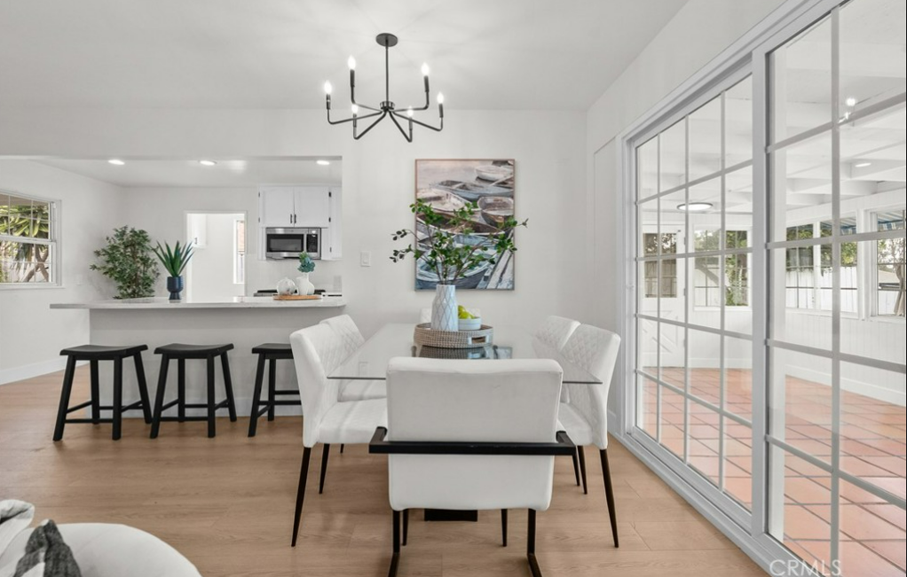 Vacant home staging in Granada Hills, CA, dining room