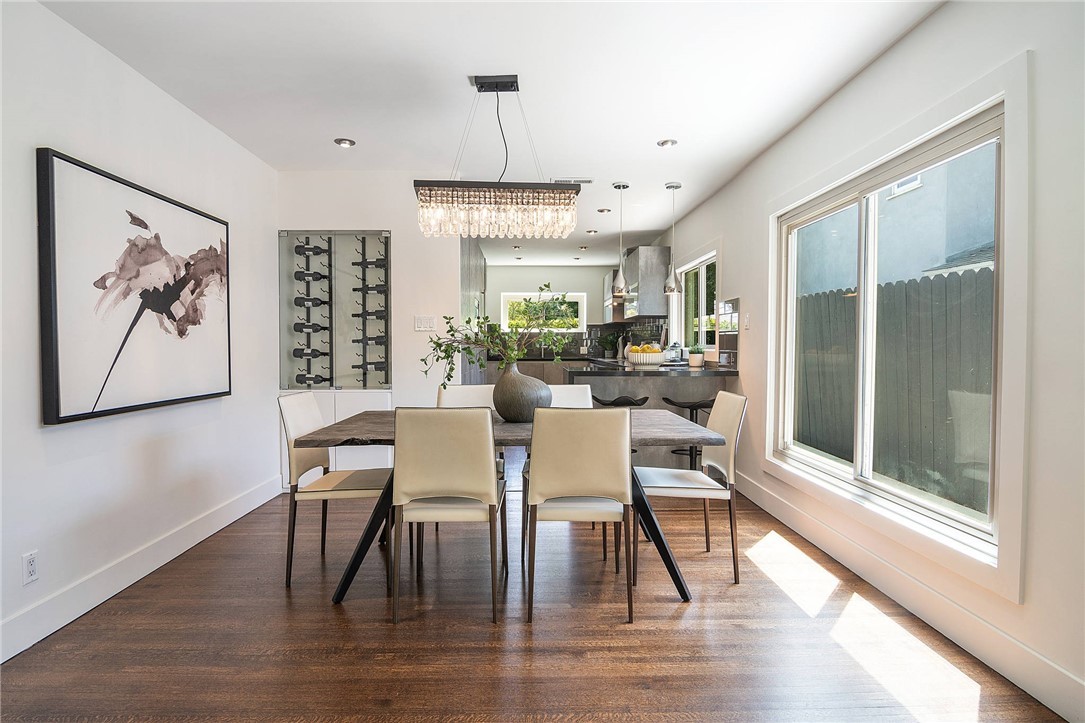 Vacant home staging in Burbank, CA, dining room
