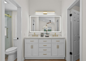 Vacant home staging in Saugus, CA, bathroom