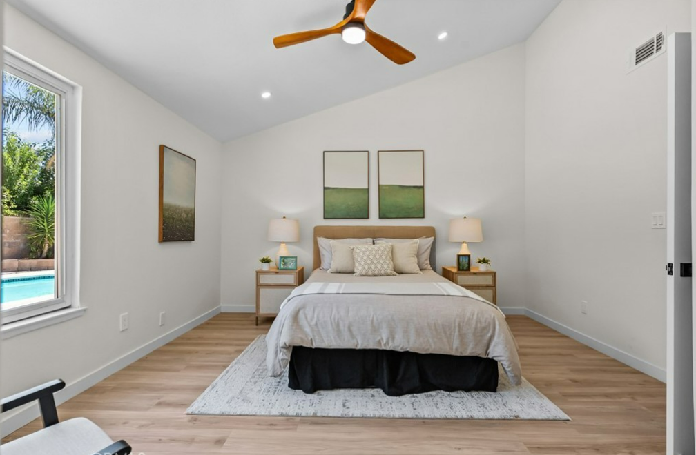 Vacant home staging in Saugus, CA, bedroom