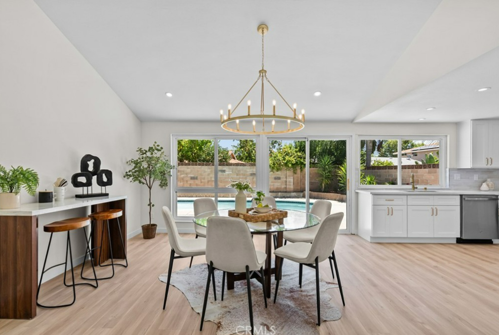 Vacant home staging in Saugus, CA, staged interior