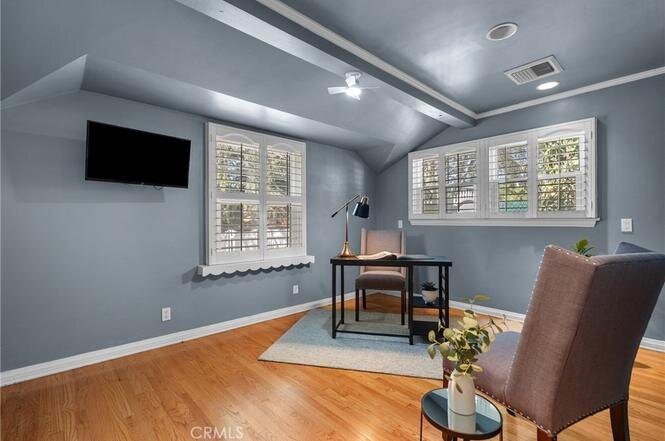 Home staging in Woodland Hills, CA, home office