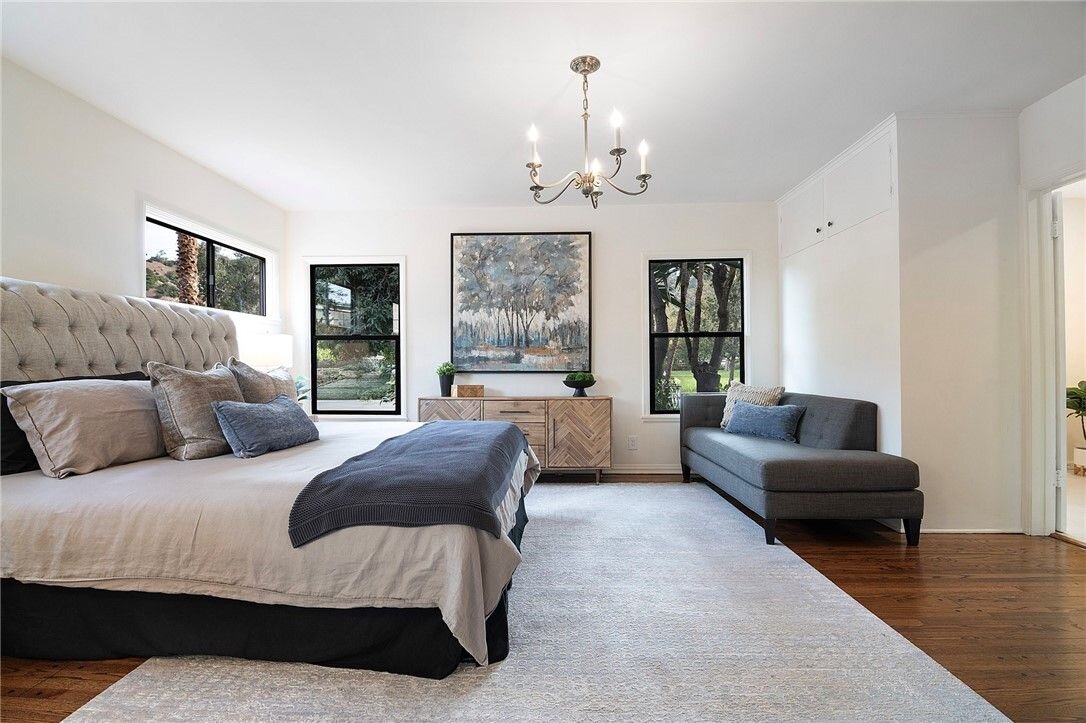 Home staging in Glendale, CA, bedroom